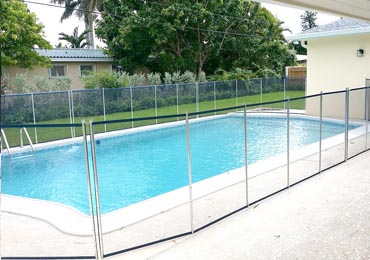 Blue/Aluminum Pool Fence